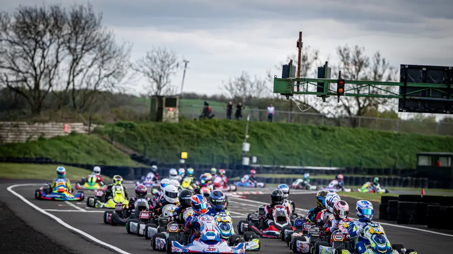 Karts racing
